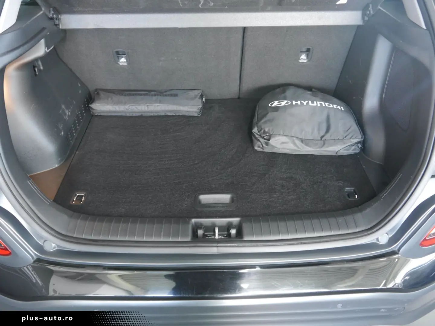 HYUNDAI Kona Style Elektro 2WD 150KW Wärmepumpe Navi ACC