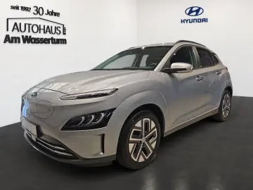 HYUNDAI KONA Trend 2WD 150KW Trend-Paket  Navigationspak