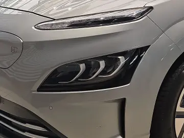 HYUNDAI KONA Trend 2WD 150KW Trend-Paket  Navigationspak