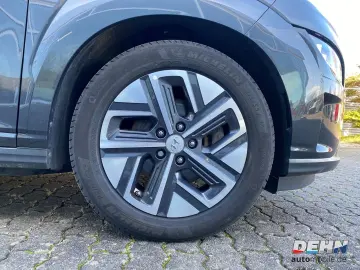 HYUNDAI KONA EV 64kW Facelift  Trend- Navi- Assistenz-Pa