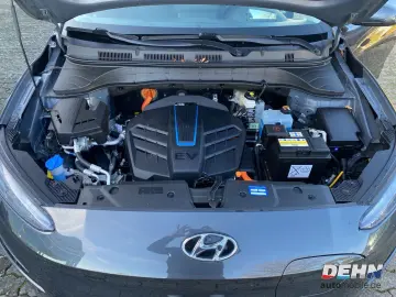 HYUNDAI KONA EV 64kW Facelift  Trend- Navi- Assistenz-Pa