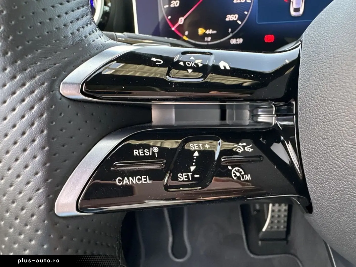 MERCEDES-BENZ CLE 300 4MATIC Coupé AMG Line PANORAMA