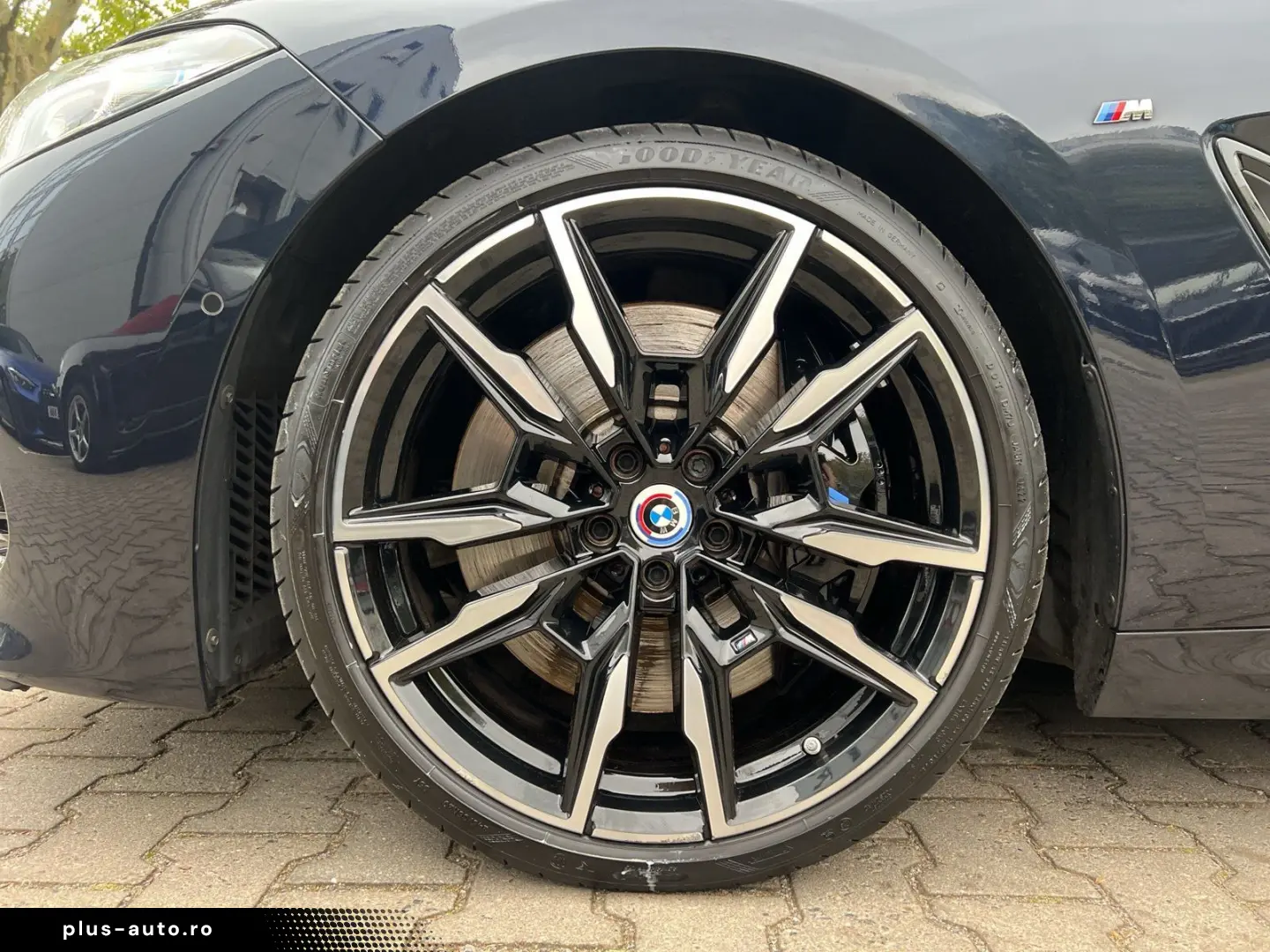 BMW M850i xDrive LASER B&W INNOVATIONSPAKET