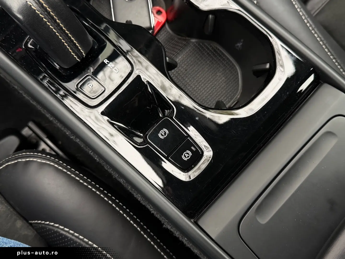 Volvo XC 40 D3 R-Design