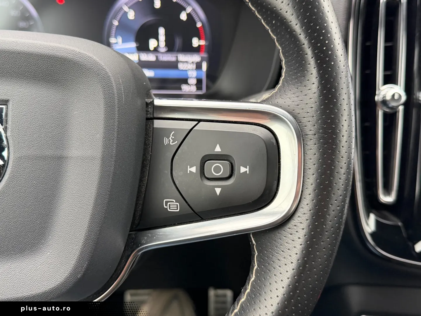 Volvo XC 40 D3 R-Design