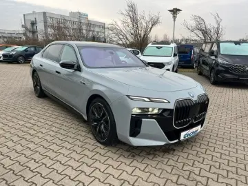 BMW M760 7 M760 e xDrive M Aerodynamik
