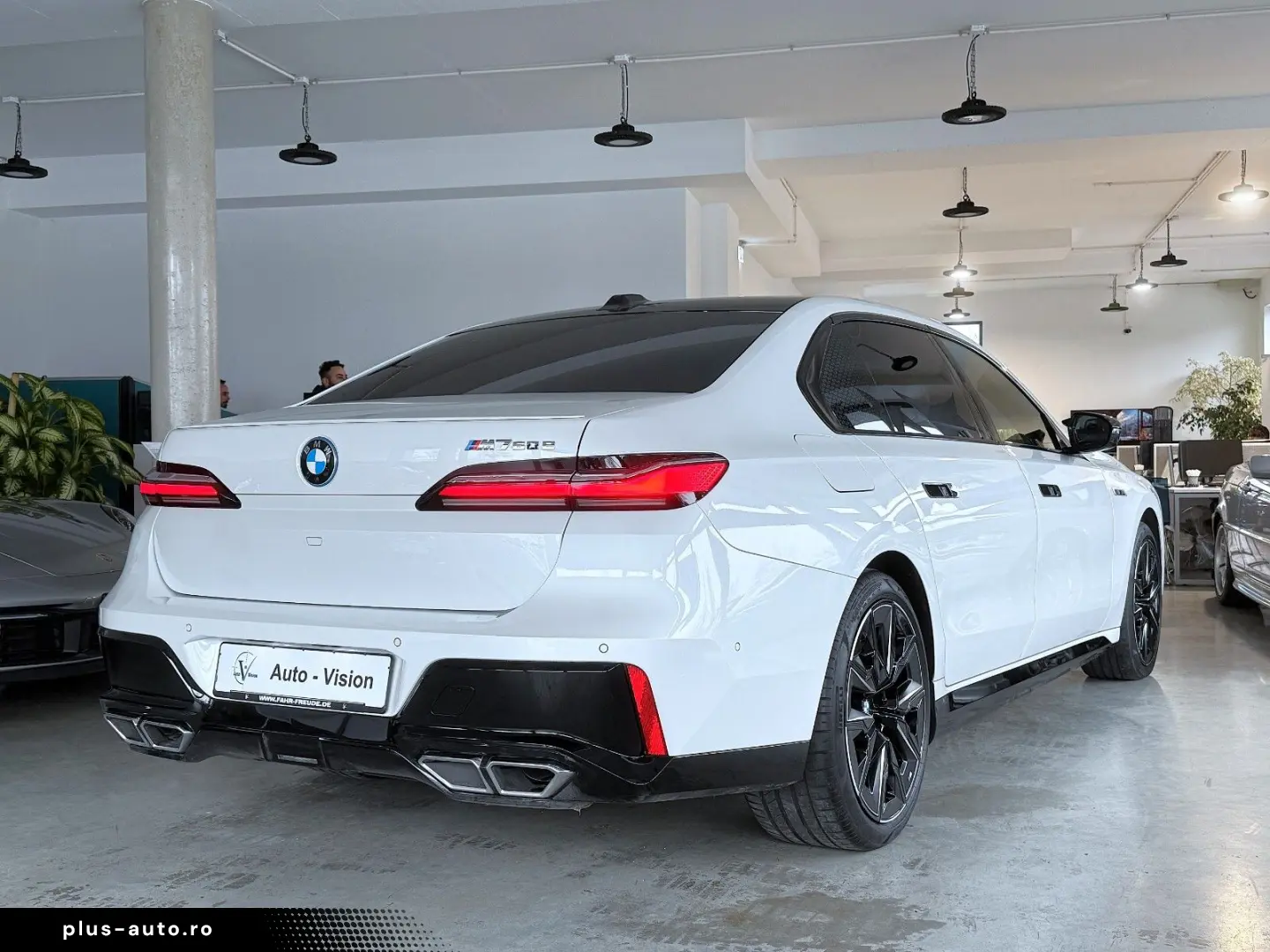 BMW M760e xDrive  Vollausstattung FULL Unfallfrei