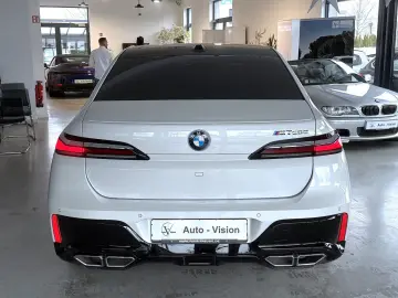 BMW M760e xDrive  Vollausstattung FULL Unfallfrei