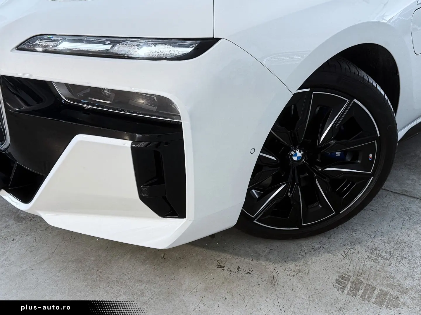 BMW M760e xDrive  Vollausstattung FULL Unfallfrei