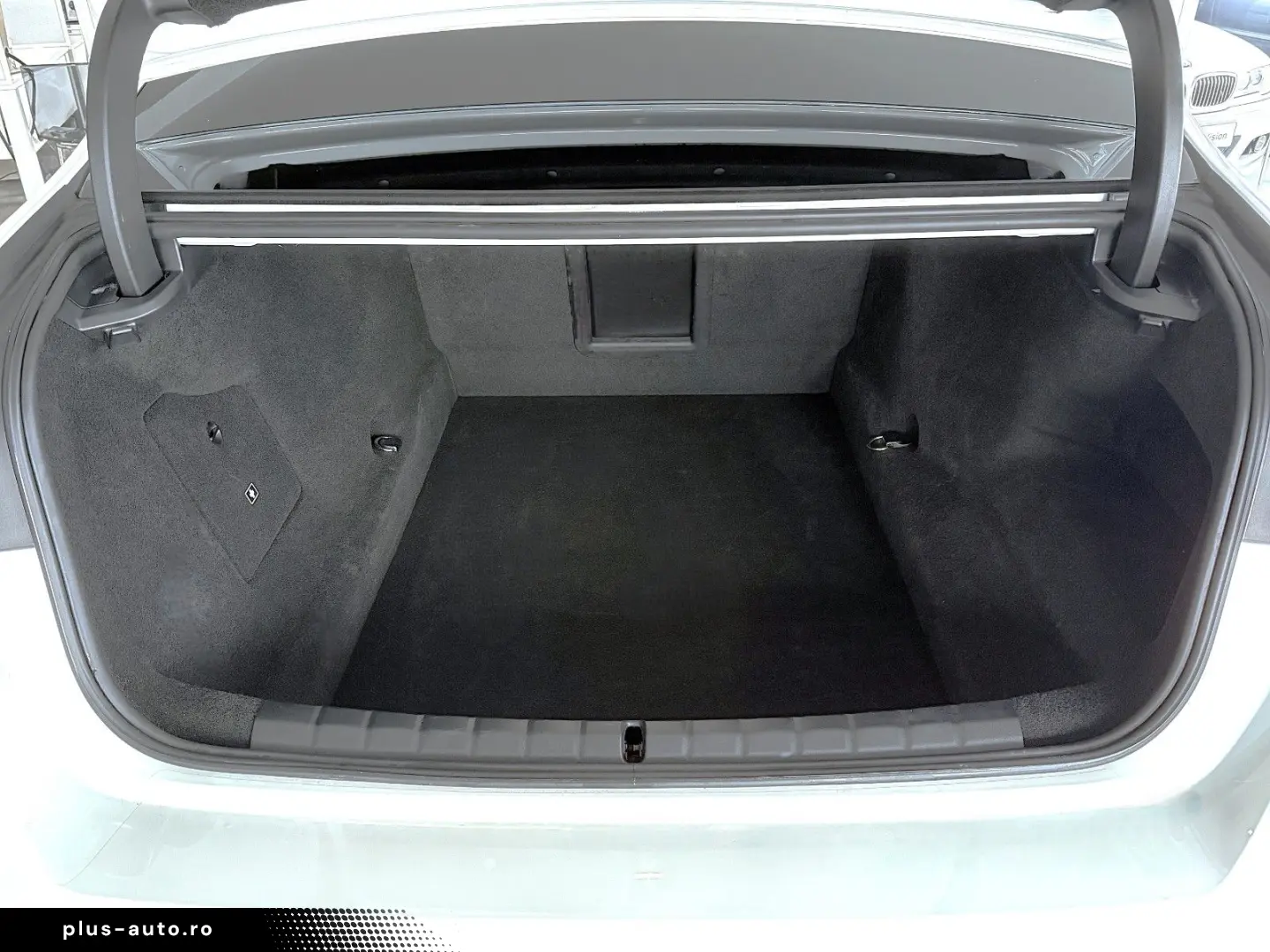 BMW M760e xDrive  Vollausstattung FULL Unfallfrei