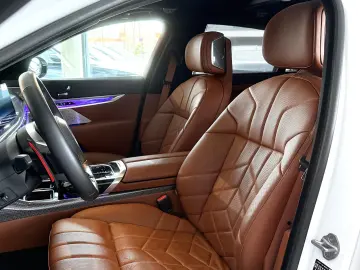 BMW M760e xDrive  Vollausstattung FULL Unfallfrei