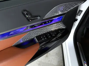 BMW M760e xDrive  Vollausstattung FULL Unfallfrei