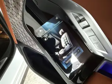 BMW M760e xDrive  Vollausstattung FULL Unfallfrei