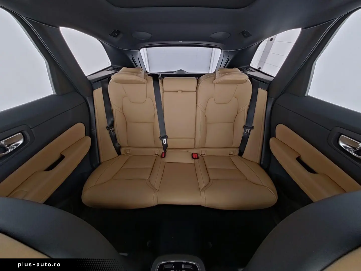 VOLVO XC60 B5 AWD Ultra Dark 360  ACC HUD LUFT 4xSHZ