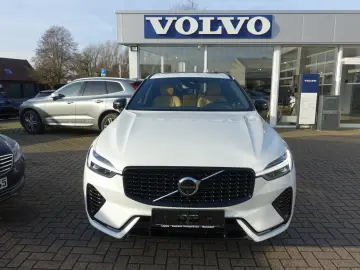 VOLVO XC60 Plus Dark T6 AWD 360  FOUR-C AHK BLIS PANO