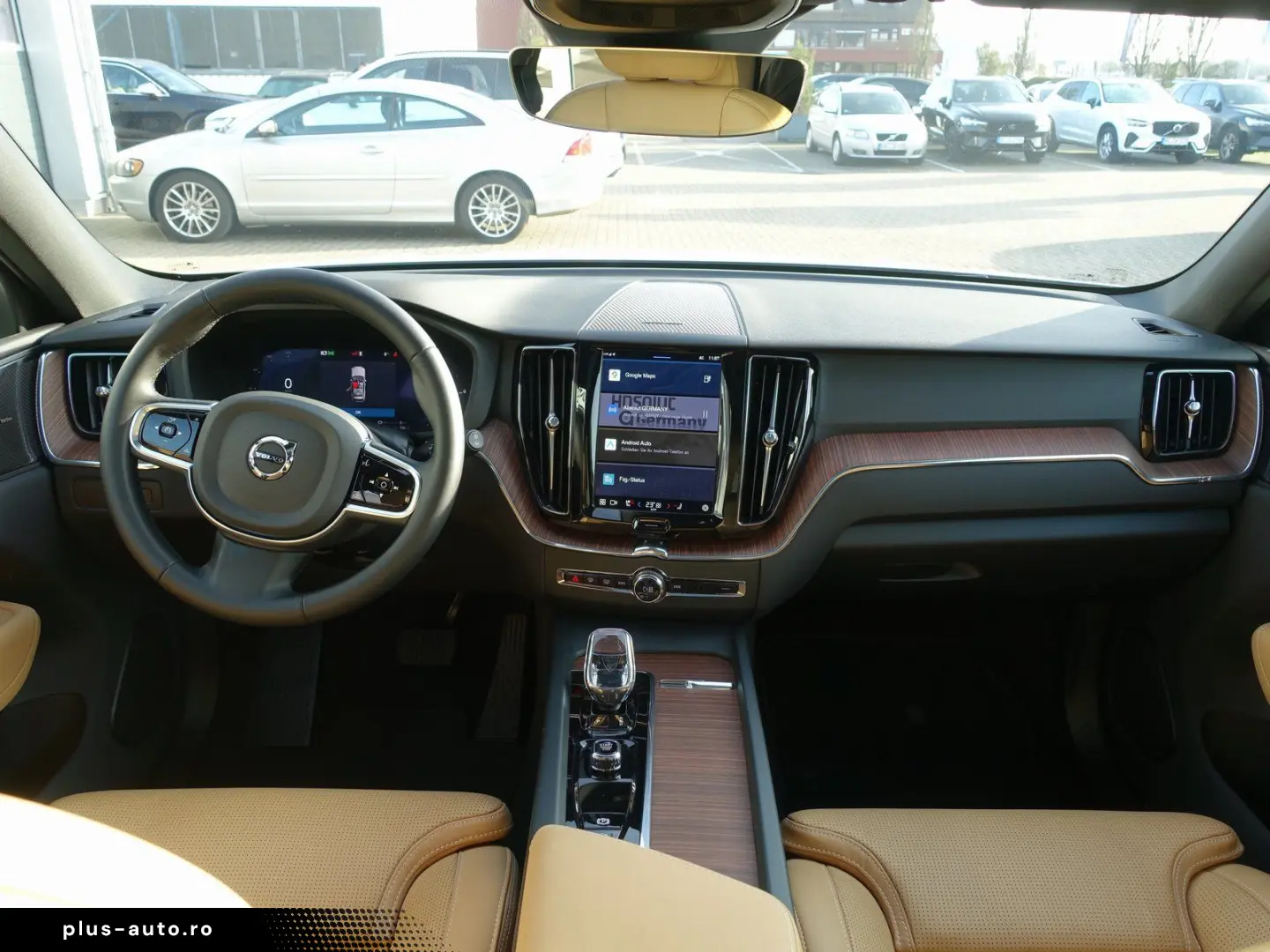 VOLVO XC60 Plus Dark T6 AWD 360  FOUR-C AHK BLIS PANO