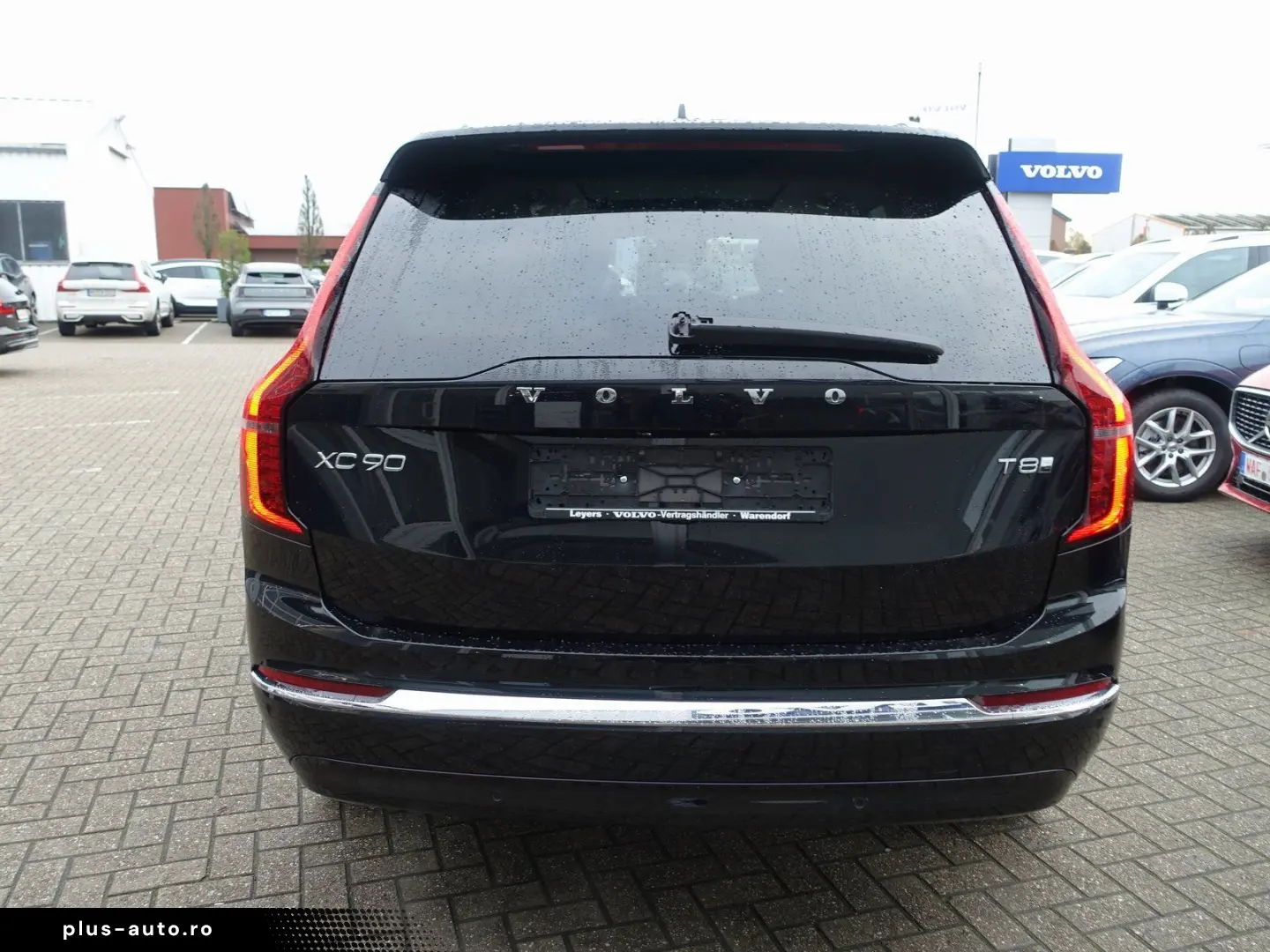 VOLVO XC90 Plus T8 AWD Plug-in Hybrid Pano H&K 360