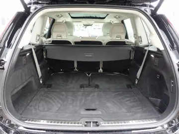 VOLVO XC90 Plus T8 AWD Plug-in Hybrid Pano H&K 360