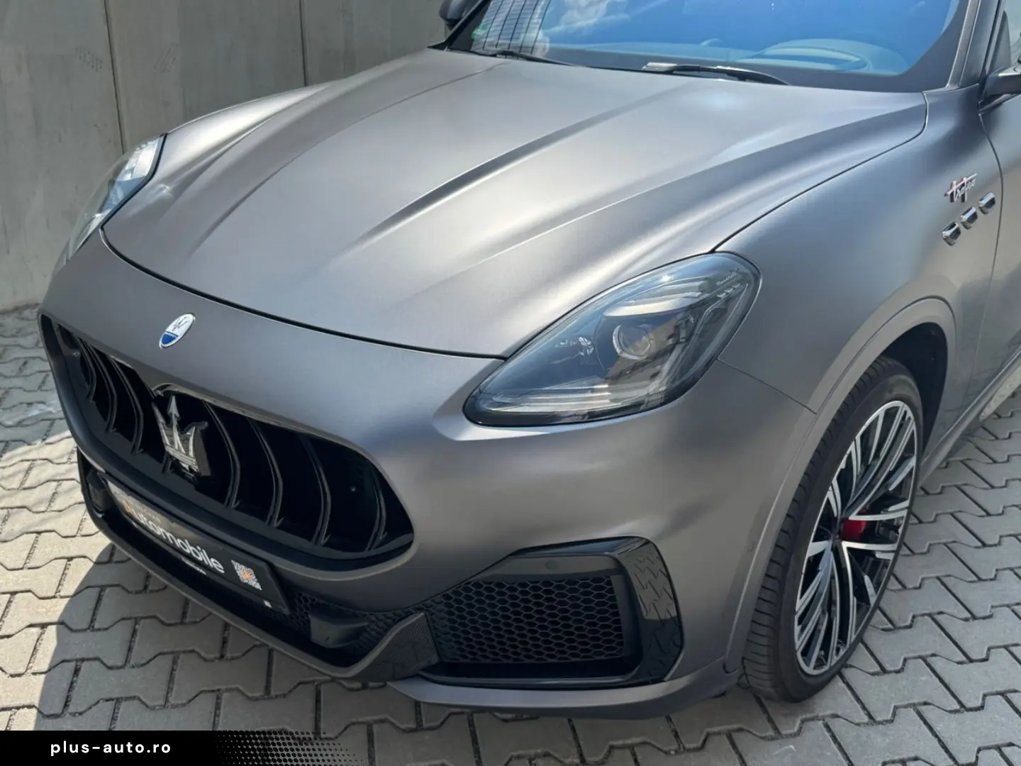 MASERATI Grecale Trofeo 4WD Luft Pano Carbon Garantie2028