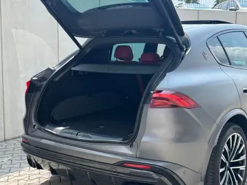 MASERATI Grecale Trofeo 4WD Luft Pano Carbon Garantie2028