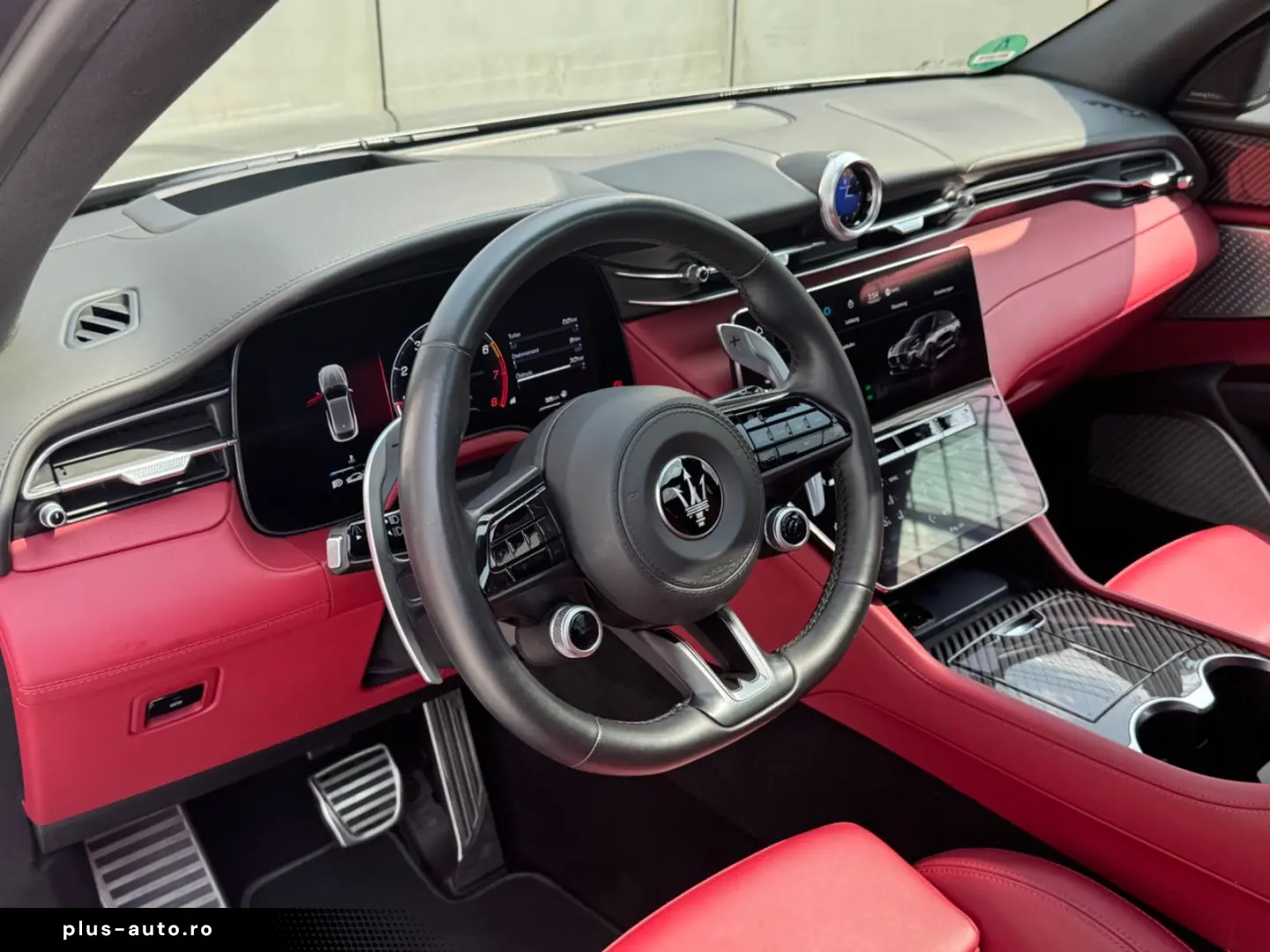 MASERATI Grecale Trofeo 4WD Luft Pano Carbon Garantie2028