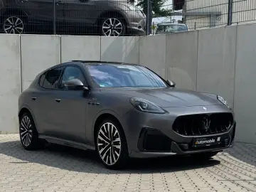 MASERATI Grecale Trofeo 4WD Luft Pano Carbon Garantie2028