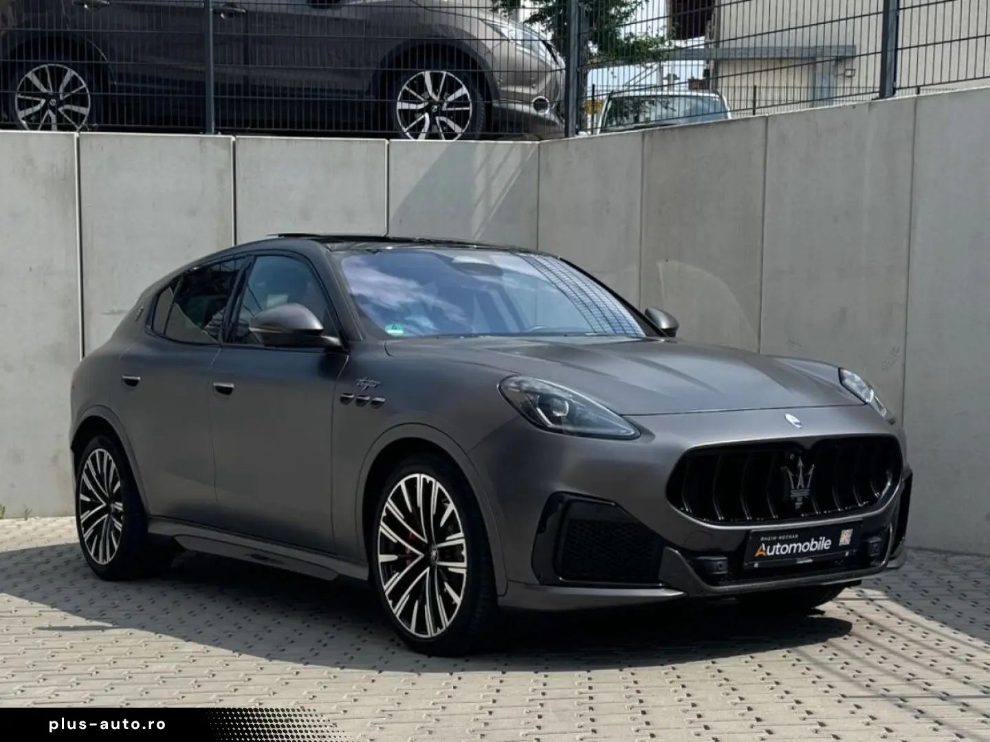 MASERATI Grecale Trofeo 4WD Luft Pano Carbon Garantie2028