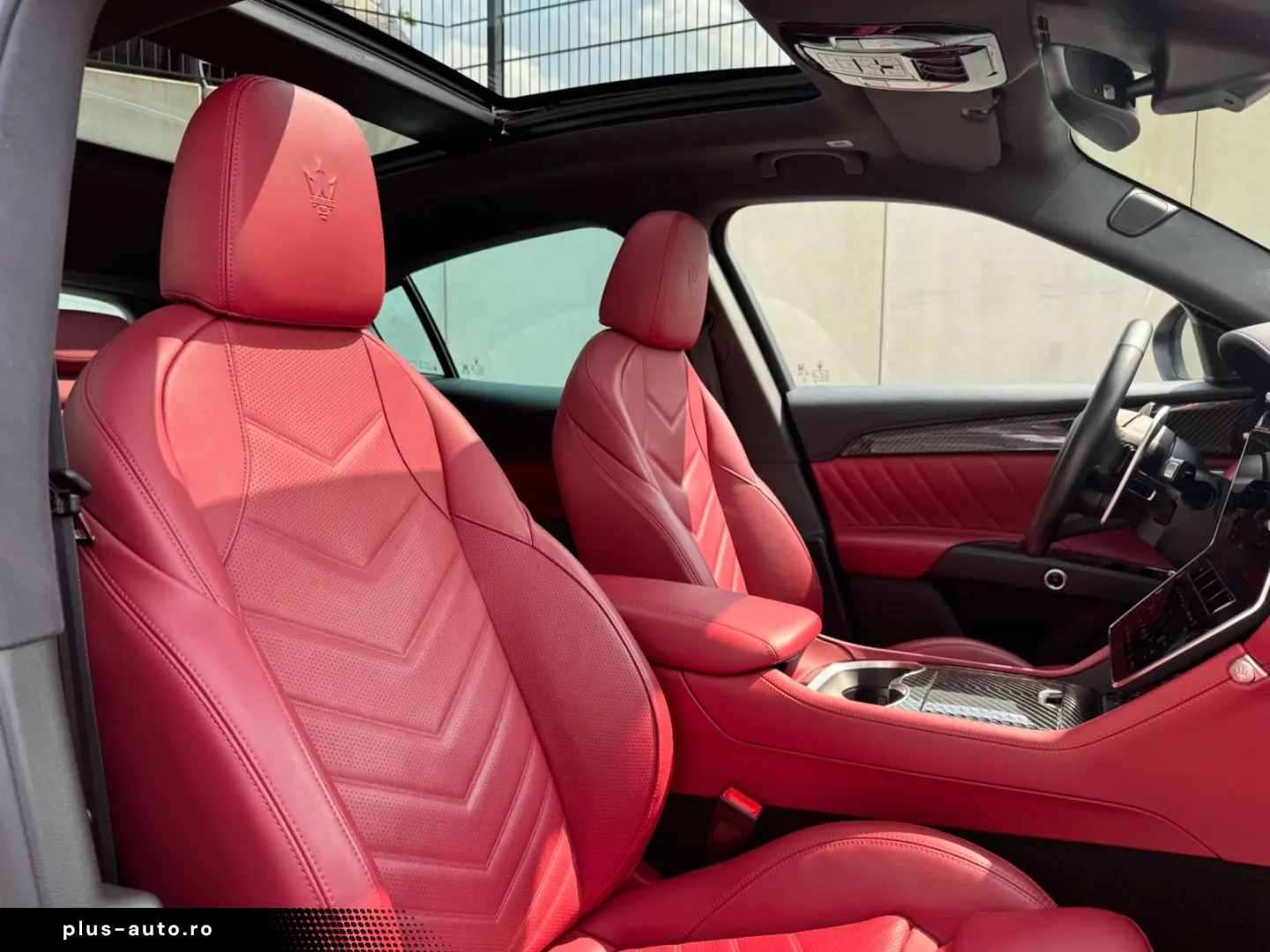 MASERATI Grecale Trofeo 4WD Luft Pano Carbon Garantie2028