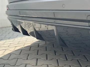 MASERATI Grecale Trofeo 4WD Luft Pano Carbon Garantie2028