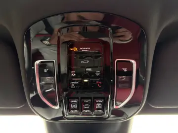 MASERATI Grecale 3.0 V6 Trofeo  Matrix 360  HUD 1.Hand