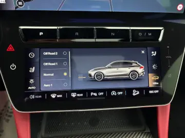 MASERATI Grecale 3.0 V6 Trofeo  Matrix 360  HUD 1.Hand