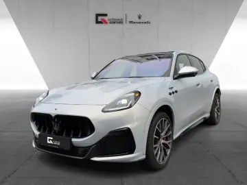 MASERATI Grecale Trofeo 3.0 V6 530HP - Pano-Carbon-360