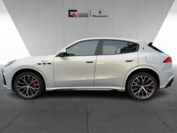 MASERATI Grecale Trofeo 3.0 V6 530HP - Pano-Carbon-360