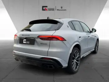 MASERATI Grecale Trofeo 3.0 V6 530HP - Pano-Carbon-360