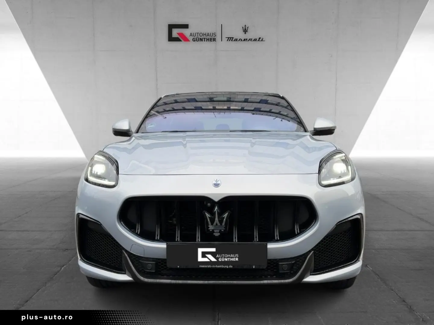 MASERATI Grecale Trofeo 3.0 V6 530HP - Pano-Carbon-360