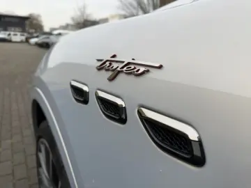 MASERATI Grecale Trofeo 3.0 V6 530HP - Pano-Carbon-360