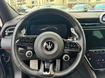 MASERATI Maserati Grecale Trofeo 360 Pano Head-Up Navi