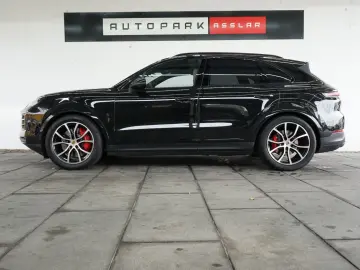 PORSCHE Cayenne S neues Modell LUFT PANO AHK HD SpAbgas