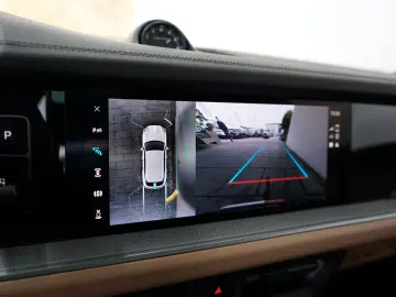 PORSCHE Cayenne S neues Modell LUFT PANO AHK HD SpAbgas