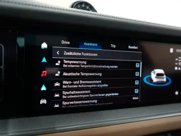 PORSCHE Cayenne S neues Modell LUFT PANO AHK HD SpAbgas