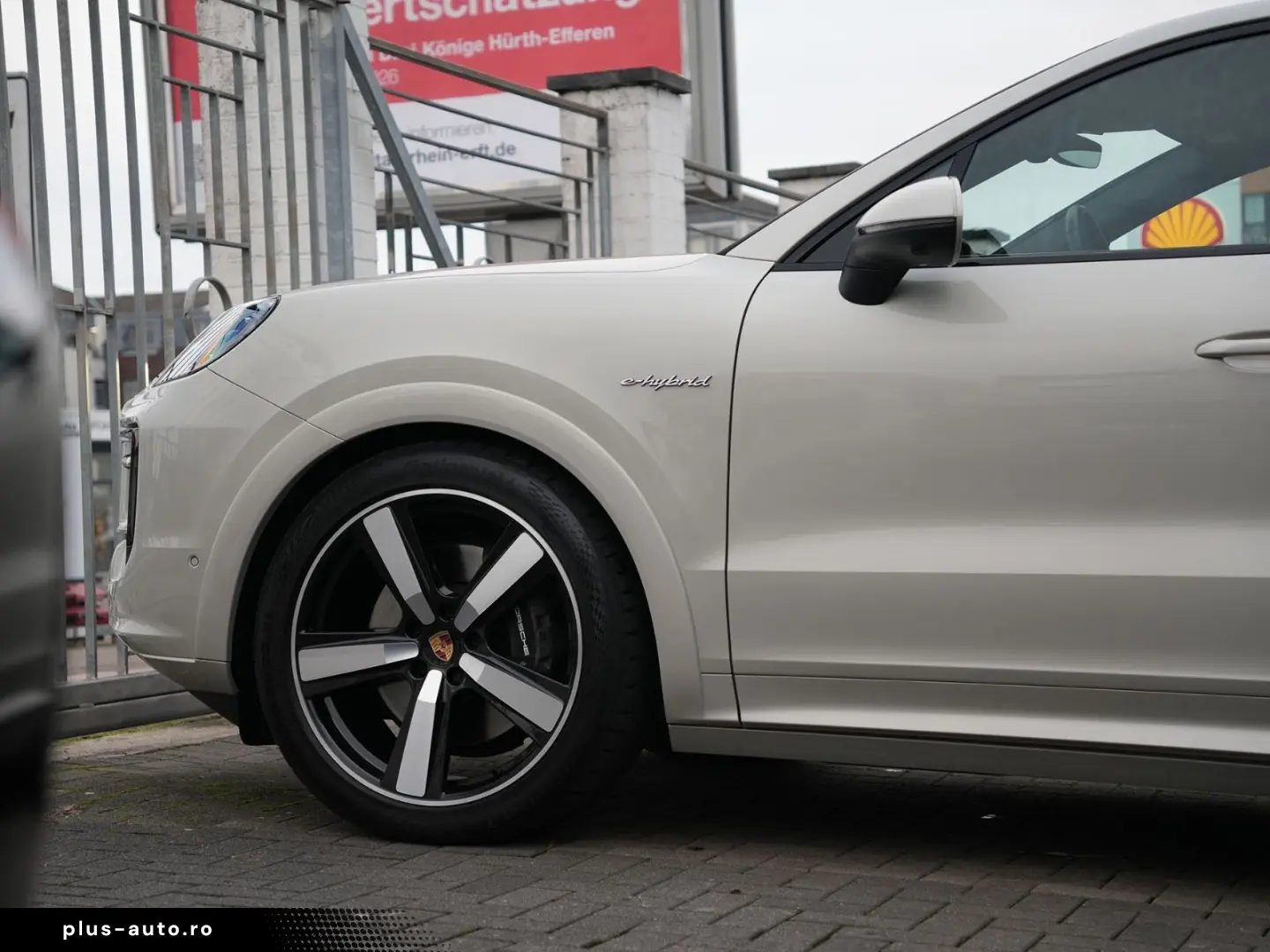 PORSCHE E-Hybrid Coupé SPORTDESIGN-PAKET-INNODRIVE-BEIGE