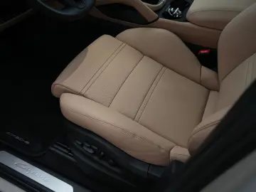 PORSCHE E-Hybrid Coupé SPORTDESIGN-PAKET-INNODRIVE-BEIGE