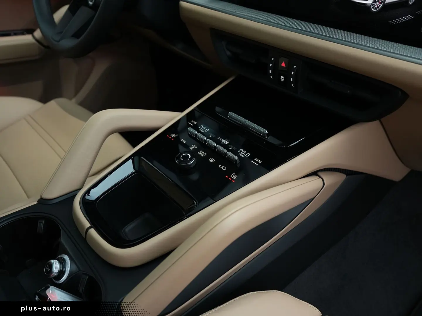 PORSCHE E-Hybrid Coupé SPORTDESIGN-PAKET-INNODRIVE-BEIGE