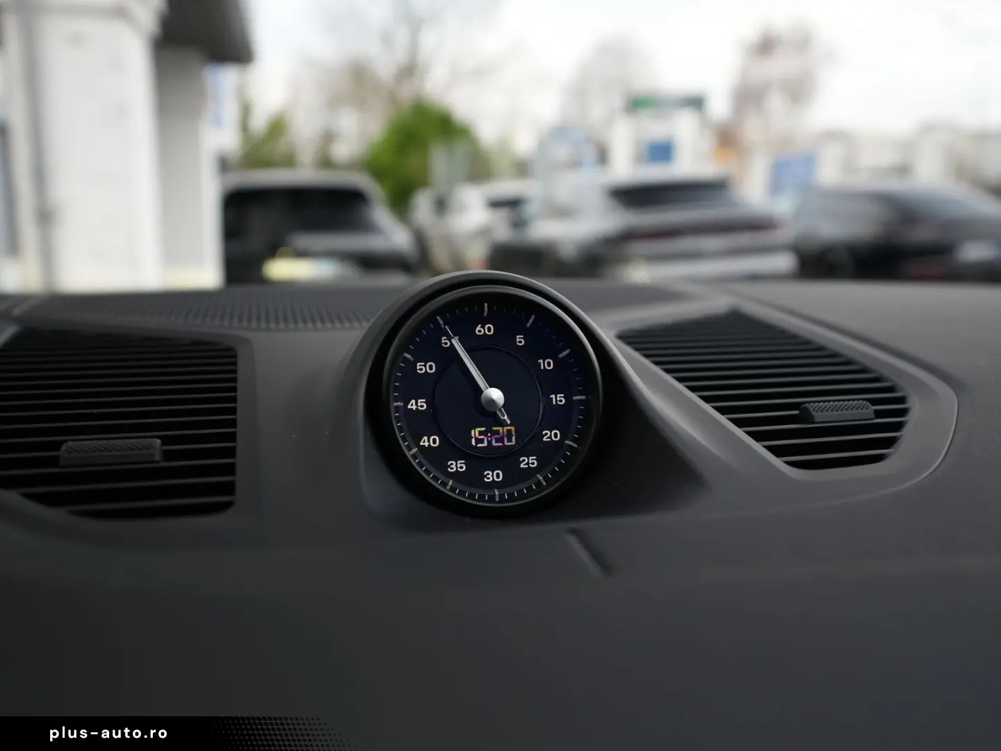 PORSCHE E-Hybrid Coupé SPORTDESIGN-PAKET-INNODRIVE-BEIGE