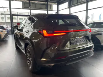 LEXUS NX 450h