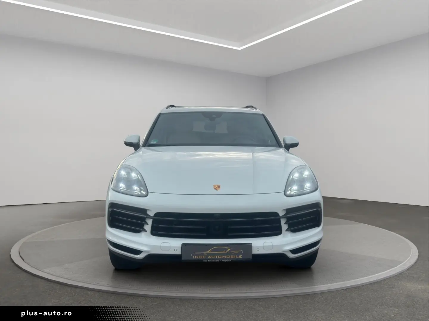 PORSCHE Cayenne Platinum Edition