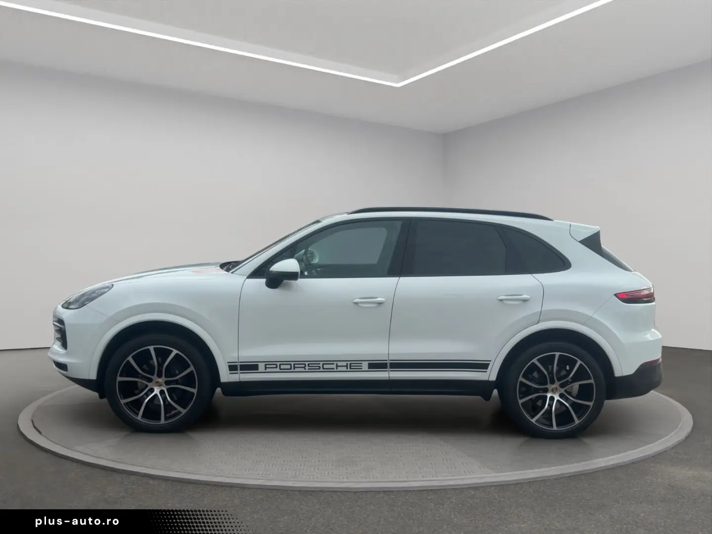 PORSCHE Cayenne Platinum Edition