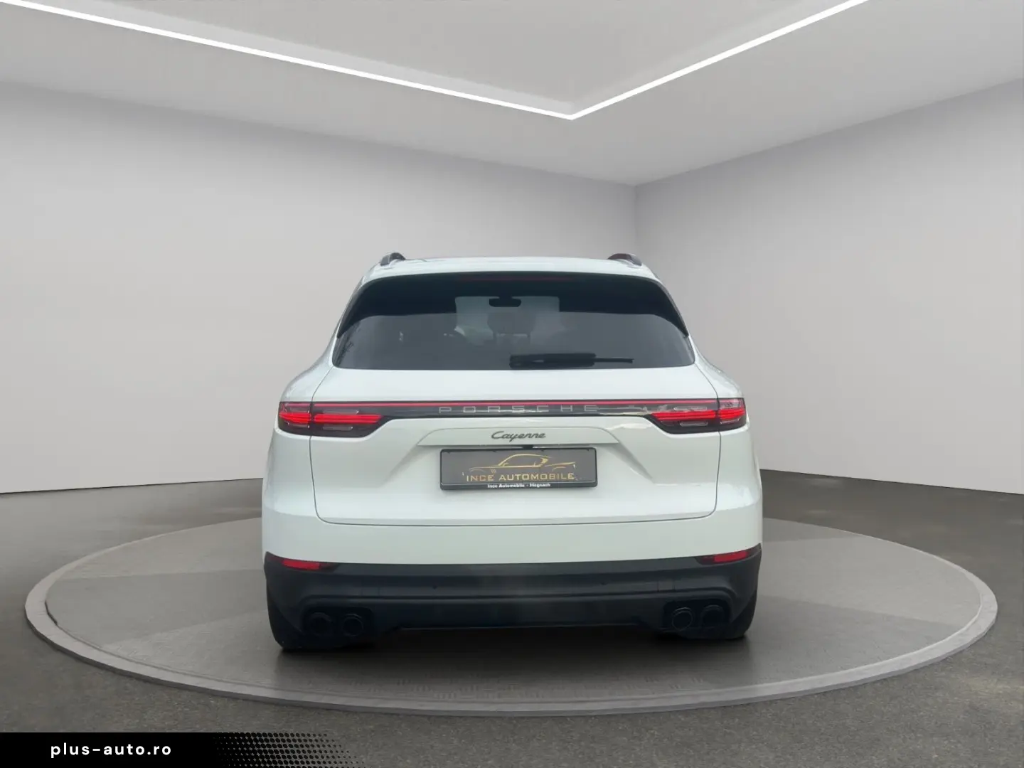 PORSCHE Cayenne Platinum Edition