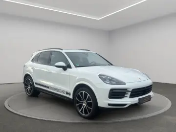 PORSCHE Cayenne Platinum Edition