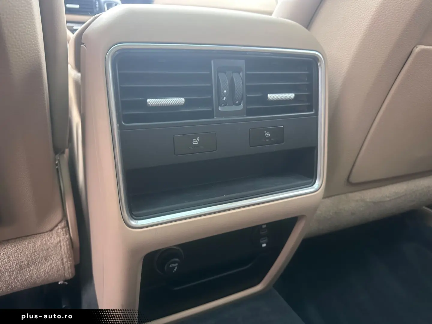 PORSCHE Cayenne Platinum Edition